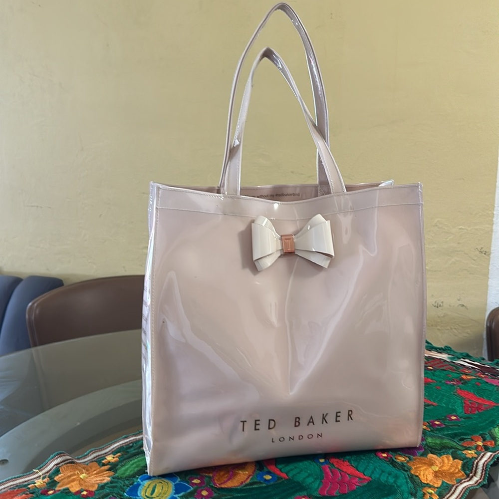 Ted Baker Light Pink Small Bow Icon Bag. Arycons' Polyvinyl